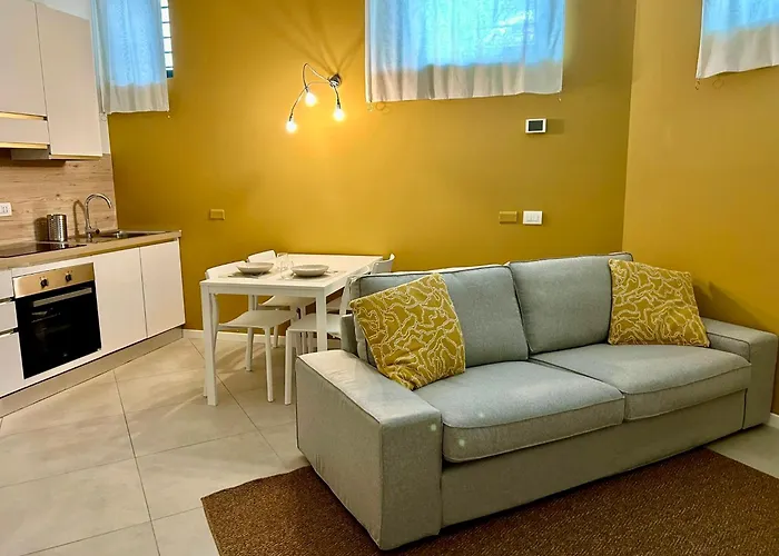 Spacious 2 Room Apartment